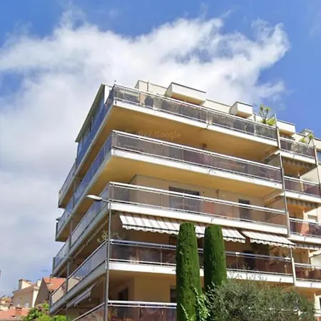 Apartmán Le Week Riviera - Spacieux 3 Etoiles-coeur De - Palais Des Festivals- Terrasse - Clim- Garage