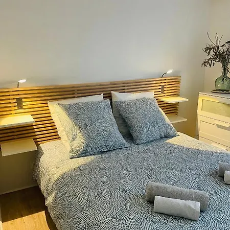 Le Week Riviera: Spacious 3-star In With Terrace And Garage Apartment *