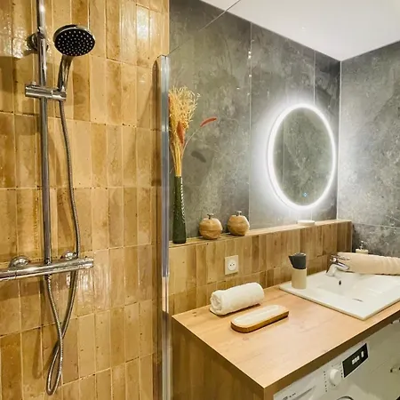 Le Week Riviera: Spacious 3-star In With Terrace And Garage